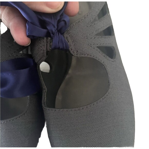 Ann marino Retro Ribbon Toe Tear Drop Cut Out Pumps Size 8 - Picture 7 of 9